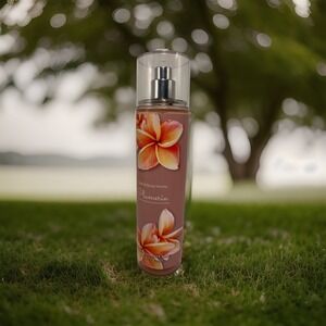 BATH AND BODY WORKS PLUMERIA BODY MIST 8 FL OZ~NOS
